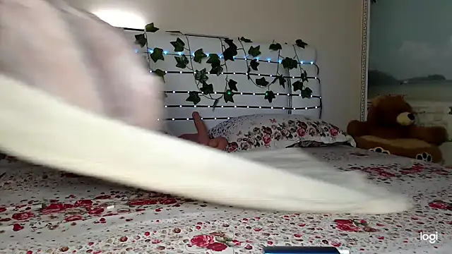 Bigboobs6930 online show from June 12, 5:15 am