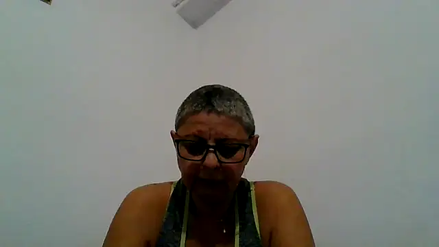 roseblak42 online show from November 23, 2:41 pm