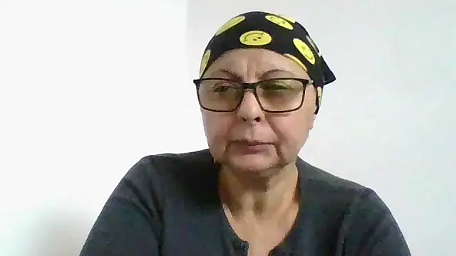 roseblak42 online show from November 16, 1:11 pm