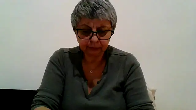 roseblak42 online show from February 6, 5:05 pm