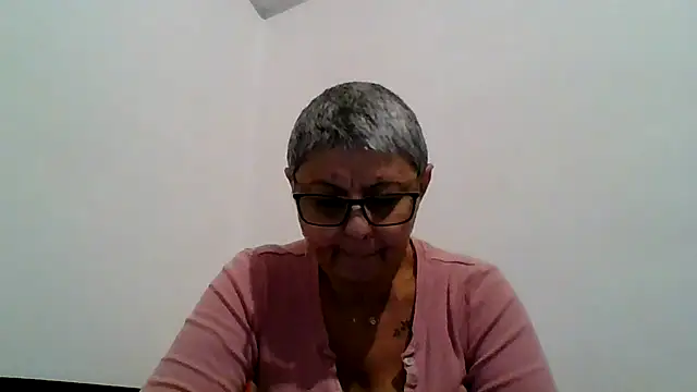 roseblak42 online show from December 22, 3:26 pm