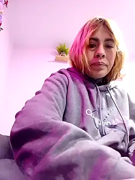 katty-candyy online show from June 18, 2:22 pm