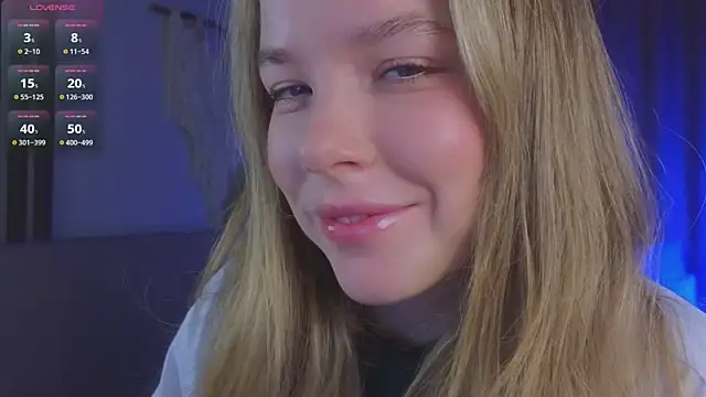 milly shy online show from December 15, 7:02 am