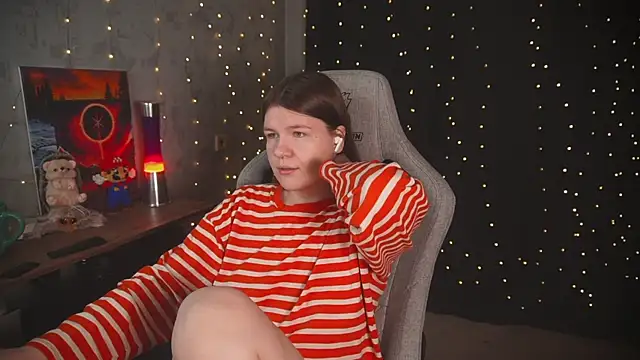 cuteamberlyyy online show from October 31, 3:41 am