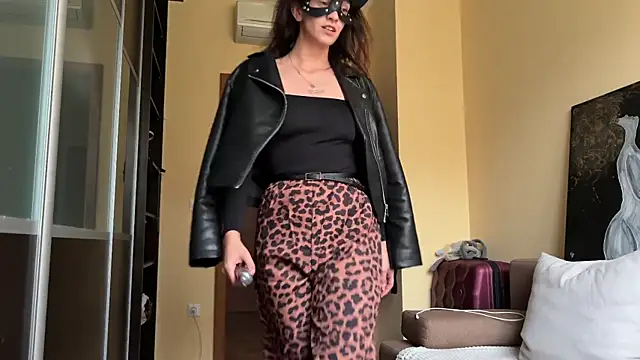 Missy baby online show from April 14, 5:02 pm