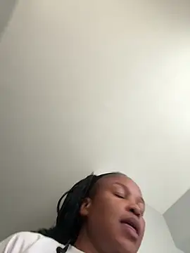 slimcateee online show from October 16, 2:30 pm