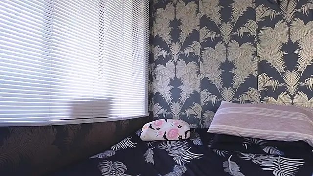 tatiana big ass boobs online show from March 2, 6:58 pm