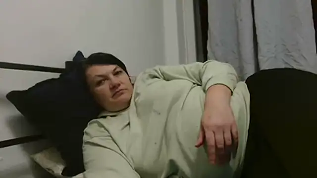 Lucinka1 online show from November 25, 3:25 pm