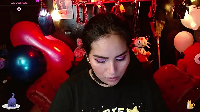 kureiji hentaii online show from October 8, 1:43 am