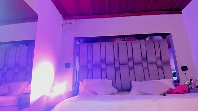 NikkySmiith online show from February 17, 11:42 am