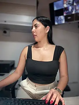 Sofia Collins- online show from April 11, 11:52 pm