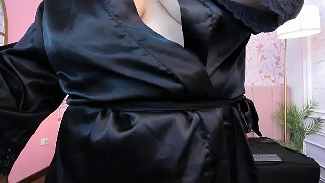 taylor bennet online show from March 15, 4:42 pm