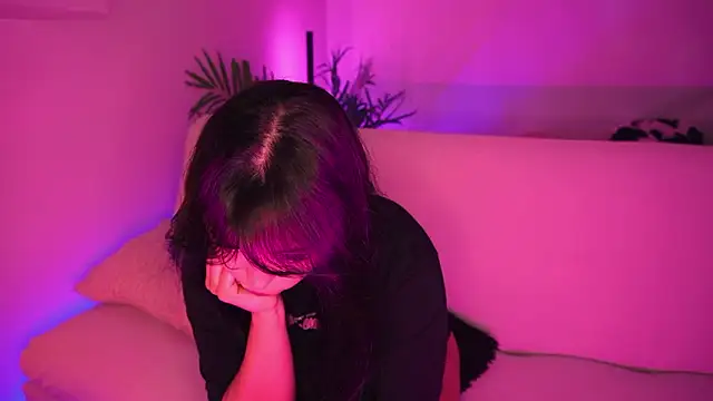 Gloomydoll online show from March 10, 6:34 pm