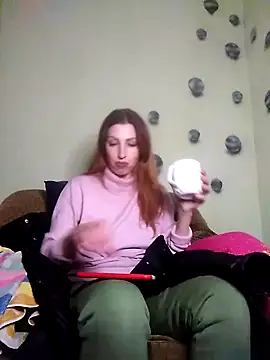 Jillian Pattie online show from February 13, 7:15 pm