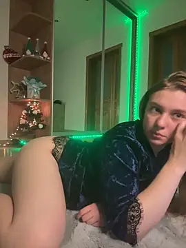 freiiaflower online show from December 3, 8:44 pm