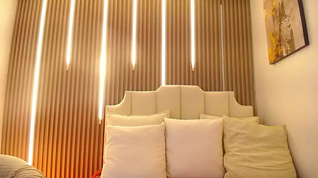 Katy Van online show from February 28, 9:14 pm