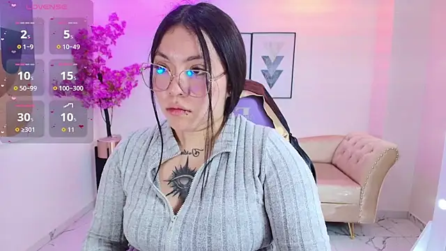 Isa reel online show from December 16, 7:53 pm