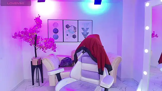 Isa reel online show from October 4, 8:24 pm