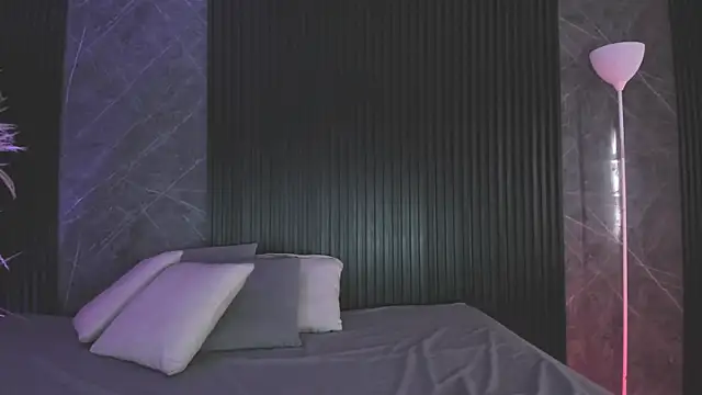 AdammClark1 online show from February 25, 9:35 pm