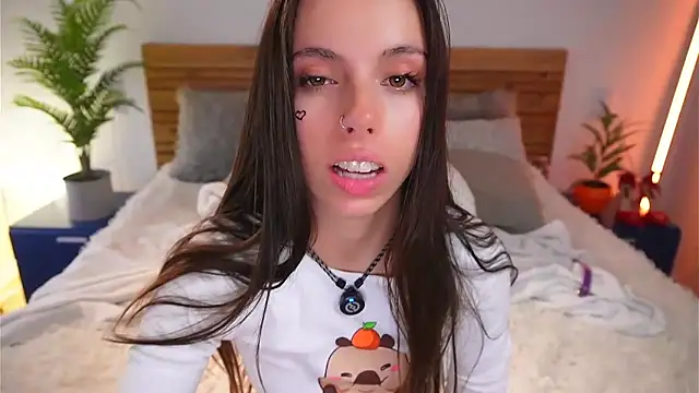 Lill Dayna online show from March 15, 3:47 pm