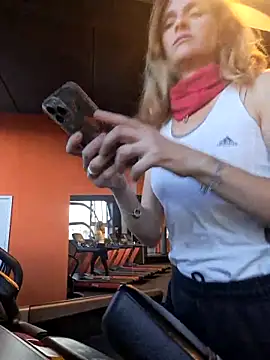 Miroslava17 online show from November 15, 3:13 pm