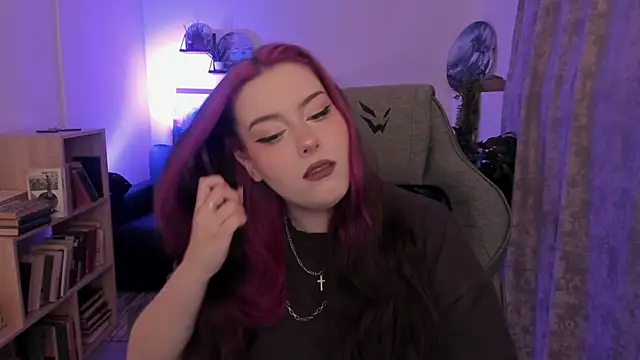 CoralineKeyns online show from July 24, 5:27 am