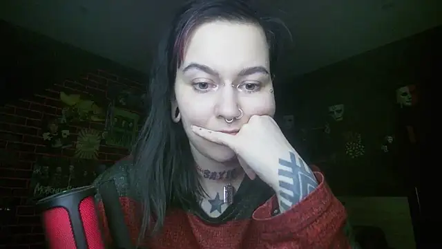 MoorderxDoll online show from October 5, 7:30 pm