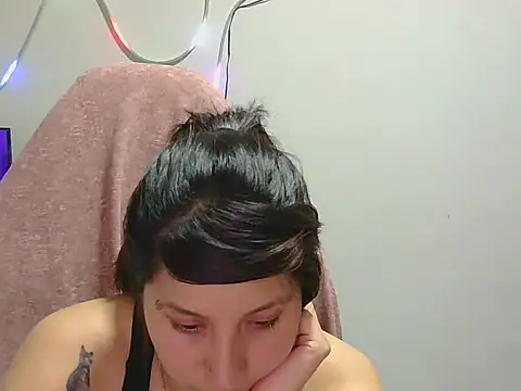 has Zky online show from March 30, 3:06 am