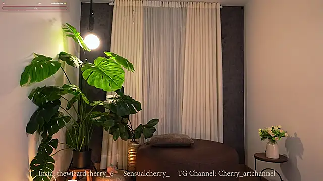 sensualcherry  online show from May 13, 12:17 am