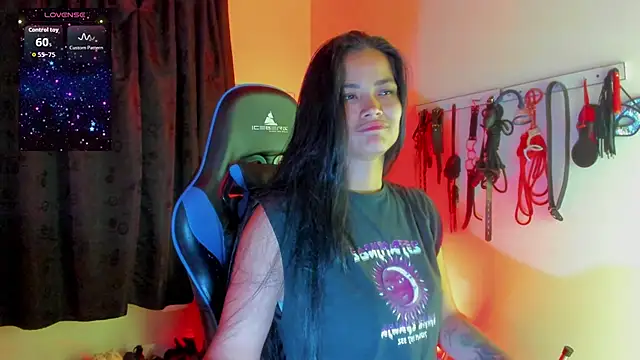 scarlet-kennedy98 online show from December 16, 1:11 am