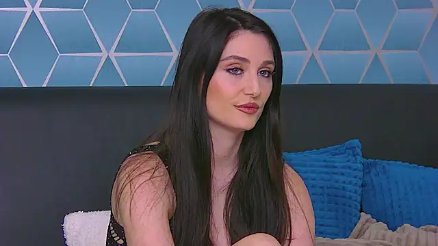 KassieWeins online show from December 1, 8:11 pm