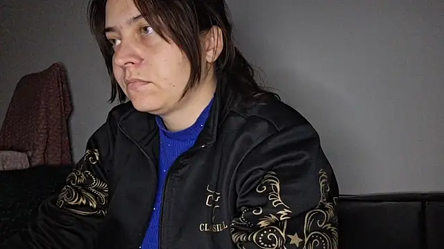 Snapshot of Cyndee_Winter chatting on October 17, 5:05 pm Cyndee Winter online show from October 17, 5:05 pm