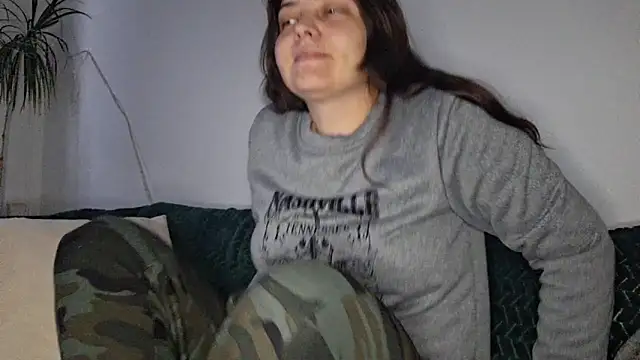 Snapshot of Cyndee_Winter chatting on October 13, 4:20 pm Cyndee Winter online show from October 13, 4:20 pm