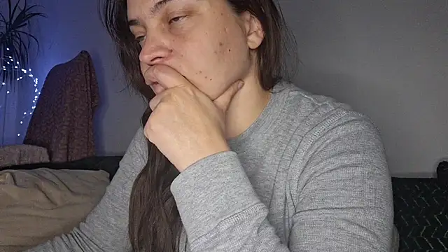 Snapshot of Cyndee_Winter chatting on October 15, 8:00 pm Cyndee Winter online show from October 15, 8:00 pm