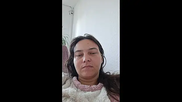 Snapshot of Cyndee_Winter chatting on September 28, 2:00 pm Cyndee Winter online show from September 28, 2:00 pm