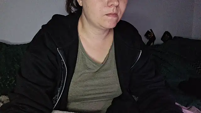 Snapshot of Cyndee_Winter chatting on September 22, 6:50 pm Cyndee Winter online show from September 22, 6:50 pm