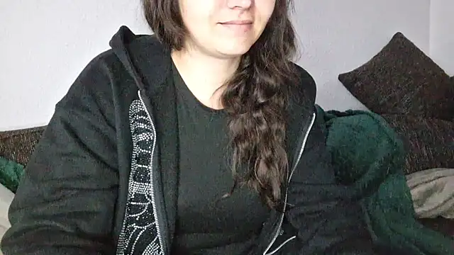 Snapshot of Cyndee_Winter chatting on September 17, 4:27 pm Cyndee Winter online show from September 17, 4:27 pm