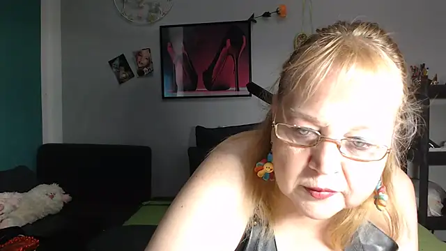Blasflittchen online show from June 8, 11:11 am
