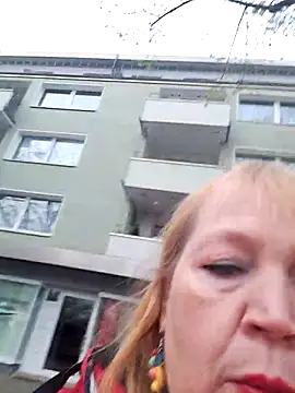 Blasflittchen online show from April 12, 5:49 pm