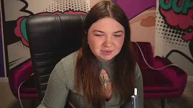 RosieMoons online show from September 26, 7:22 pm