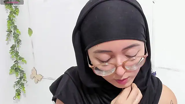 aysel elid online show from November 16, 10:21 pm