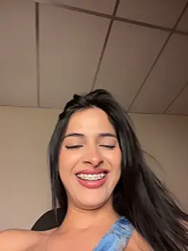 violetta-brown1 online show from April 23, 2:41 am