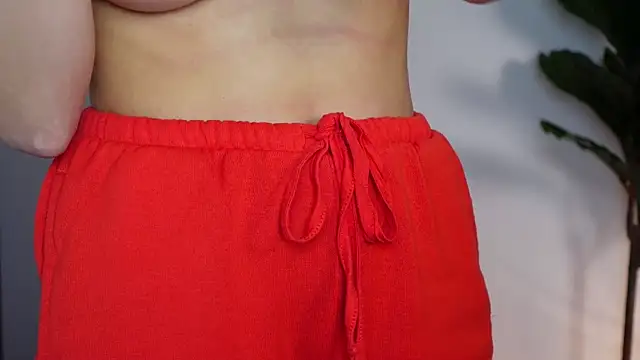 NinaCrystal1 online show from March 7, 10:22 am