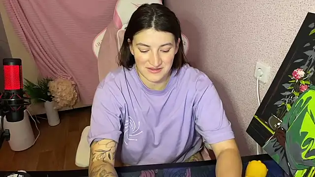 Katrin  kiss online show from November 21, 10:12 pm