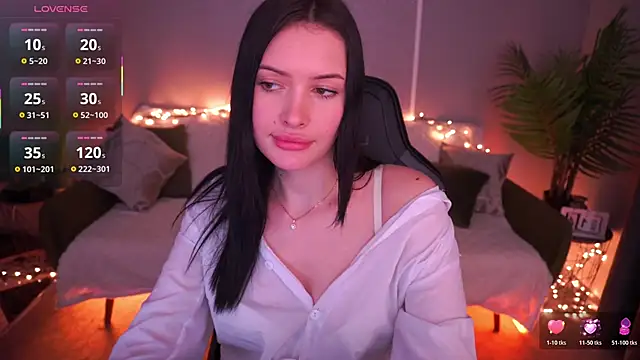 MilaSecrett online show from March 16, 2:43 pm