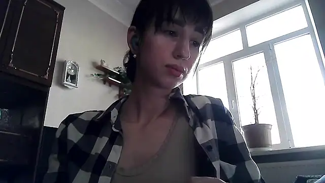 ElizaSwon online show from May 8, 3:26 pm