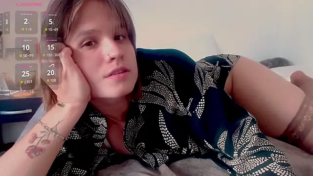 Your Hand In mine online show from December 18, 7:29 pm