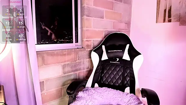 Im Scarlet online show from November 1, 1:43 am