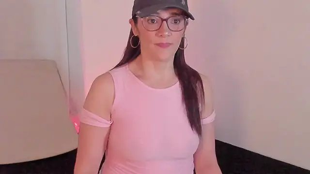 Jessica Herrera  online show from January 12, 10:48 pm