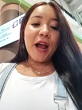 alexa pariss online show from February 28, 8:19 pm